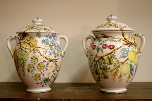 Couple of vases with summer/winter decoration