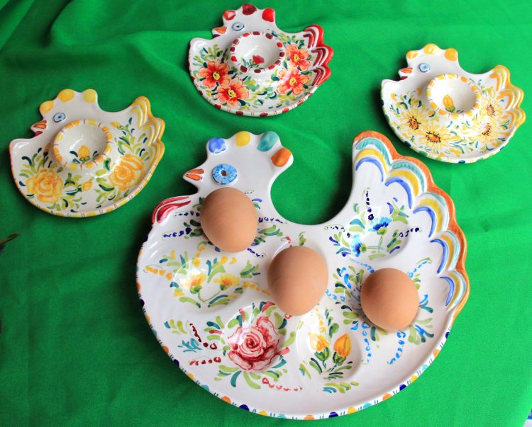 Eggcups set and egg-tray