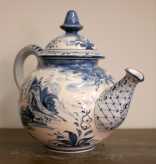 Tea pot