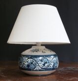 Table lamp