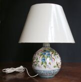 Table lamp