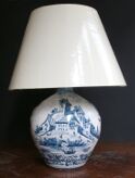 Table lamp